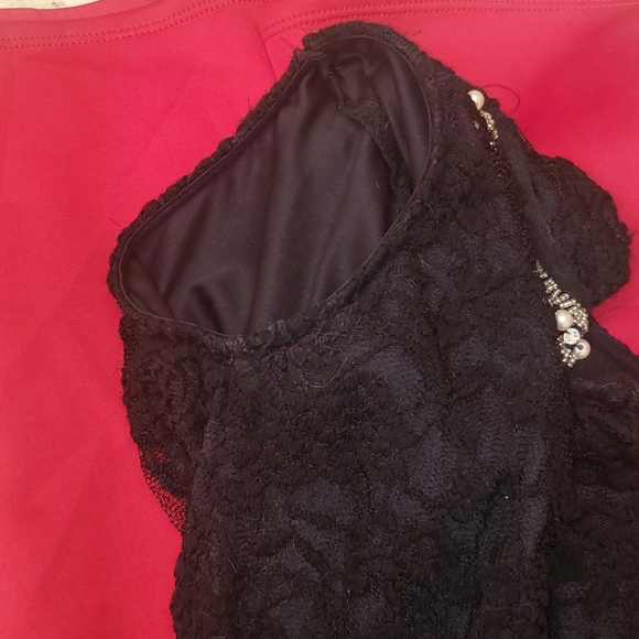 Dress - Picture 3 of 5